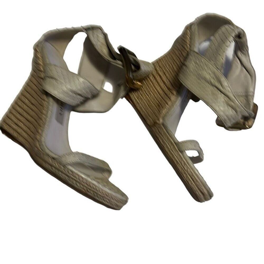 Burberry Womens Beige Tan Leather‎ Snake Embossed Wedge Sandals Size 35 - Picture 2 of 10